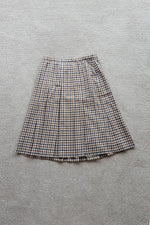Load image into Gallery viewer, VINTAGE ACQUASCUTUM Signature Brown Checked Skirt (18)-Aquascutum-The Freperie