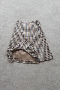 VINTAGE ACQUASCUTUM Signature Brown Checked Skirt (18)-Aquascutum-The Freperie