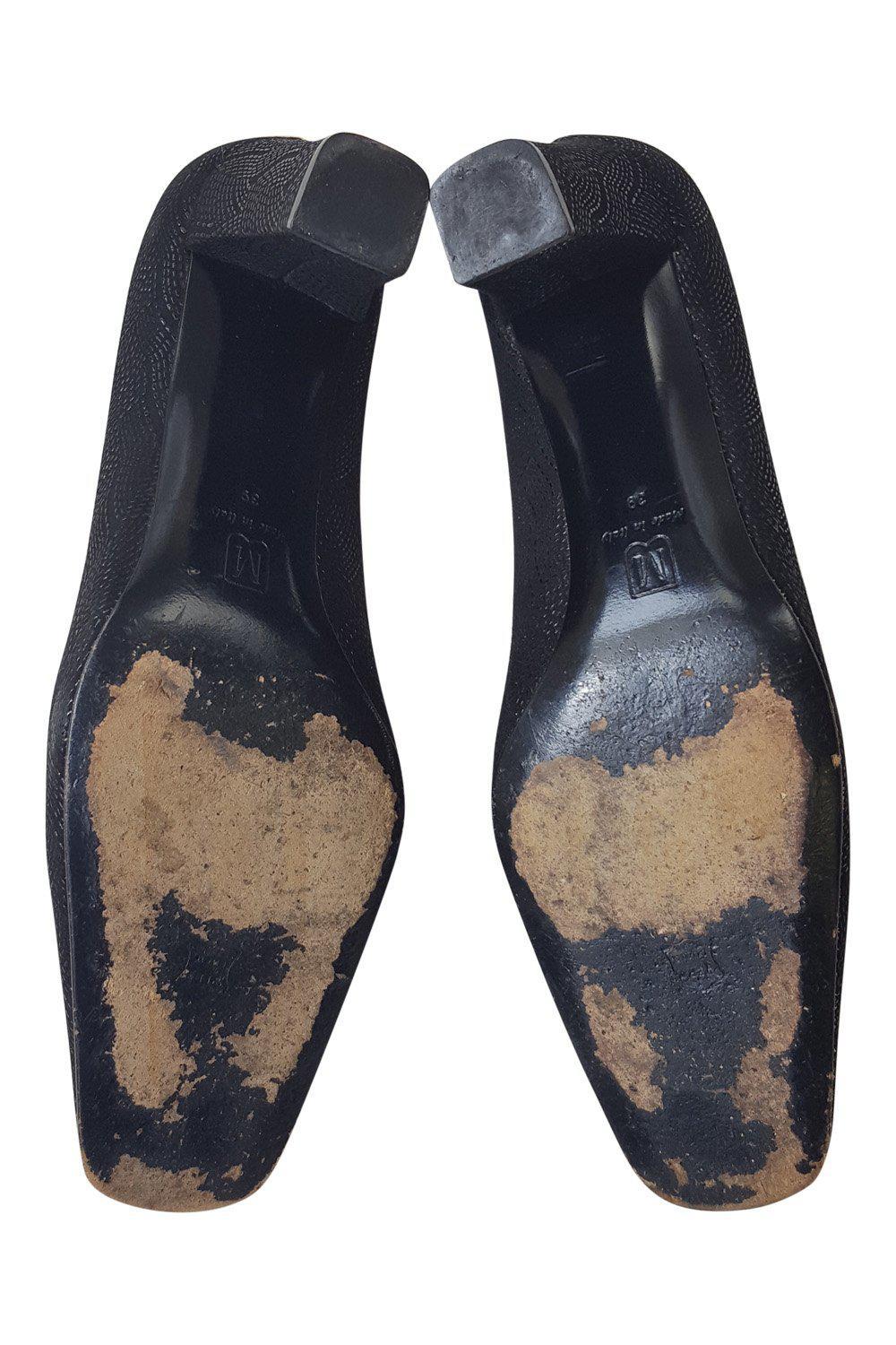 BRUNO MAGLI Black Textured Court Shoes (39)-Bruno Magli-The Freperie