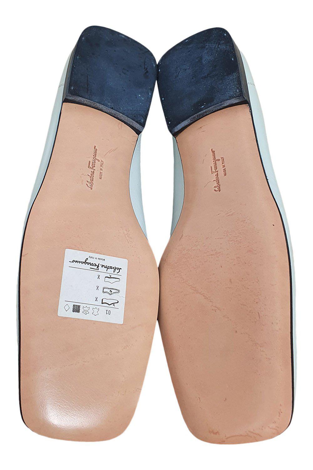 SALVATORE FERRAGAMO White Patent Leather Square Toe Court Shoes (9 B)-The Freperie