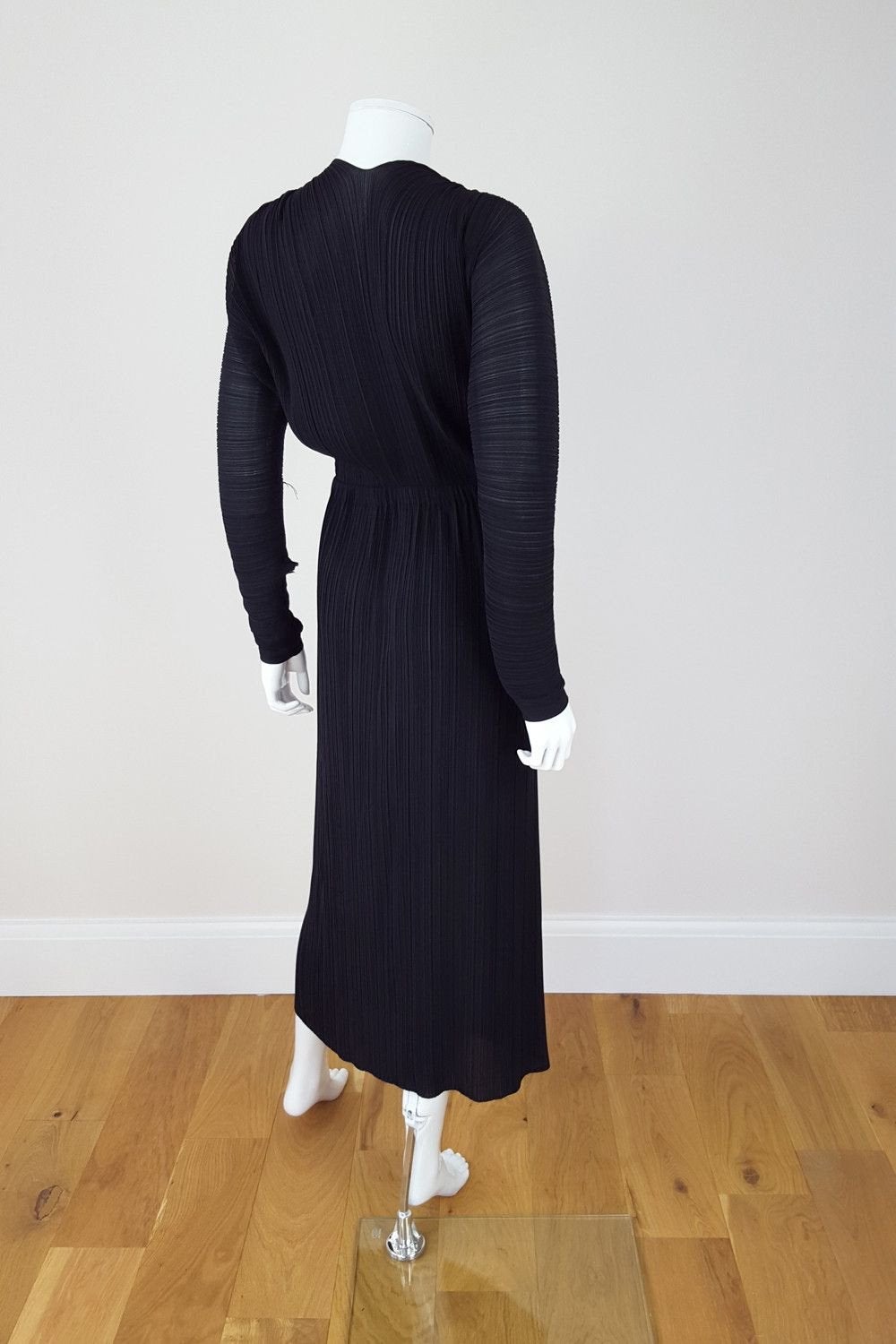 STELLA McCARTNEY Black Plisse Long Sleeve Pleated Faux Wrap Dress (UK The Freperie STELLA McCARTNEY Black Plisse Long Sleeve Pleated Faux Wrap Dress (UK The Freperie
