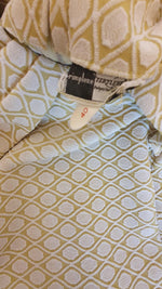 Load image into Gallery viewer, VINTAGE 1970s Green and White Geometric Shift Dress (40)-The Freperie
